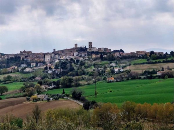 casa indipendente in vendita ad Osimo