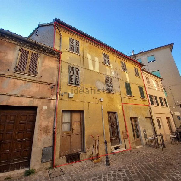 casa indipendente in vendita ad Osimo