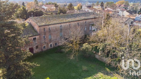 negozio in vendita ad Osimo in zona Casenuove