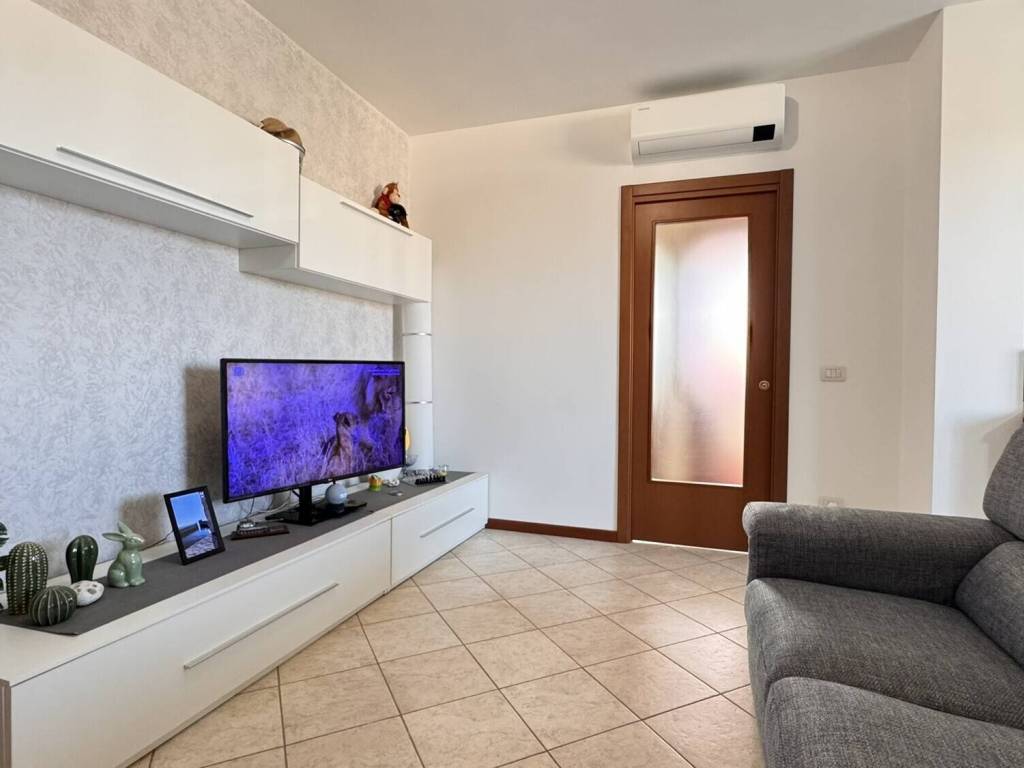 appartamento in vendita ad Osimo in zona Abbadia