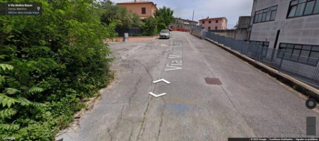 locale commerciale in vendita ad Osimo