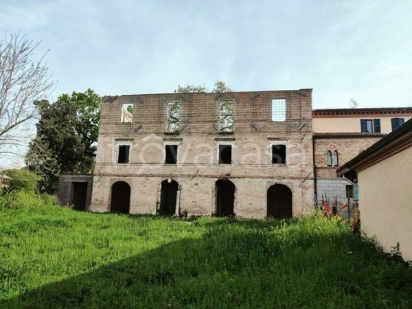 casa indipendente in vendita ad Osimo in zona San Biagio