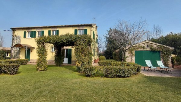 casa indipendente in vendita ad Osimo
