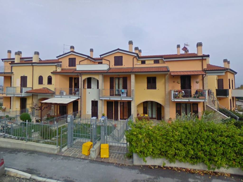 appartamento in vendita ad Osimo in zona Osimo Stazione