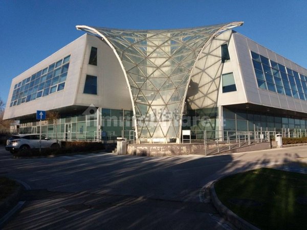 ufficio in vendita ad Osimo