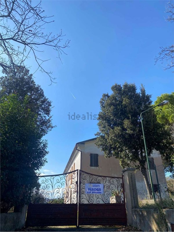 casa indipendente in vendita ad Osimo in zona Santo Stefano