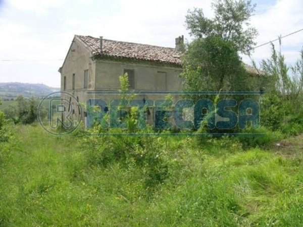 casale in vendita ad Osimo in zona San Biagio