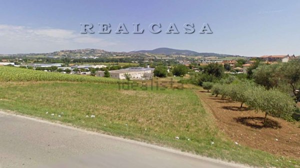 terreno edificabile in vendita ad Osimo