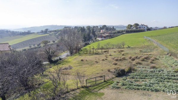 terreno edificabile in vendita ad Osimo in zona San Paterniano