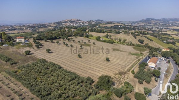 terreno edificabile in vendita ad Osimo in zona Abbadia