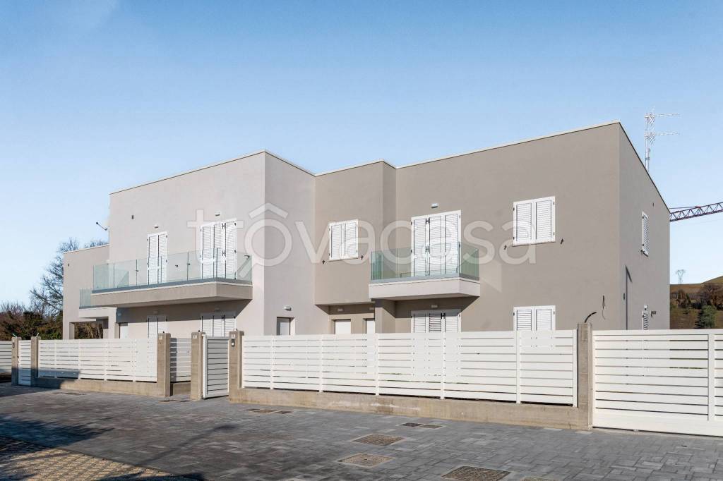 appartamento in vendita ad Osimo in zona Casenuove