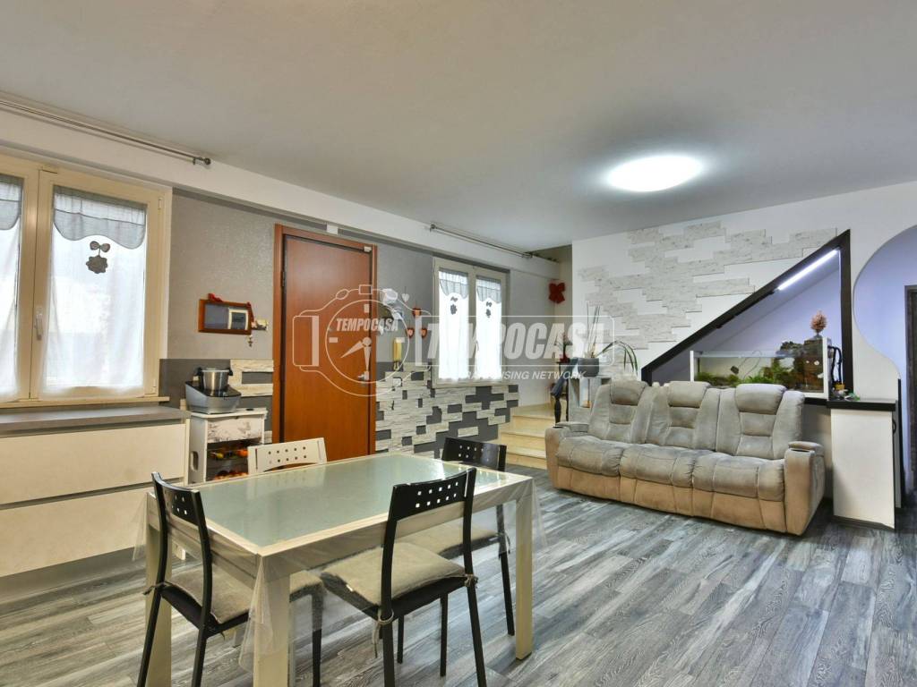 casa indipendente in vendita ad Osimo