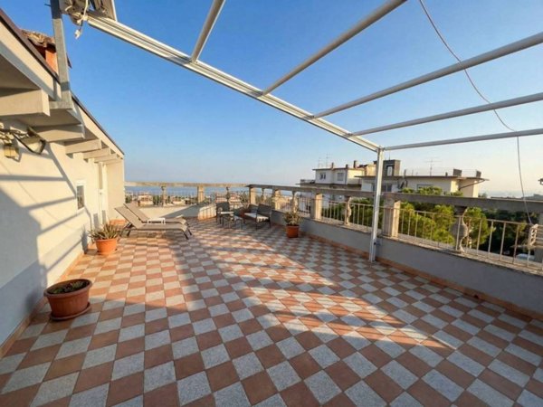 casa indipendente in vendita ad Osimo