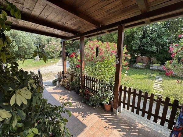 casa indipendente in vendita ad Osimo