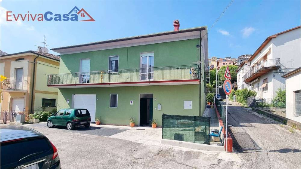 casa indipendente in vendita ad Osimo