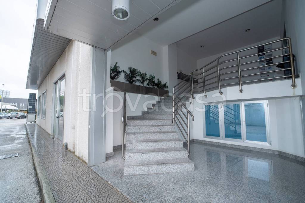 ufficio in vendita ad Osimo