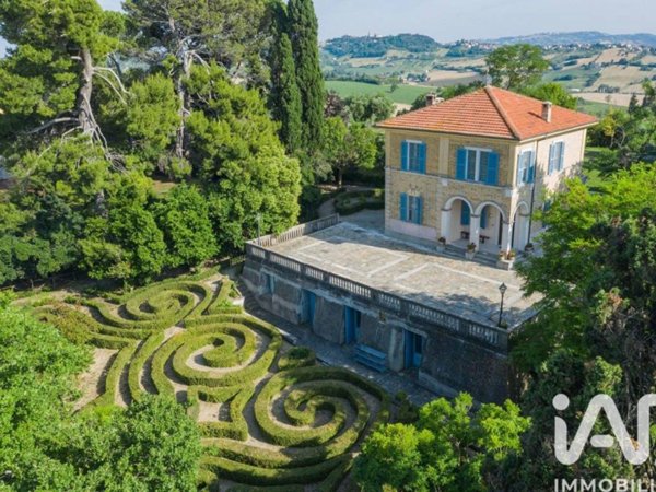 casa indipendente in vendita ad Osimo in zona Abbadia