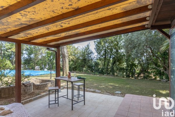 casa indipendente in vendita ad Osimo