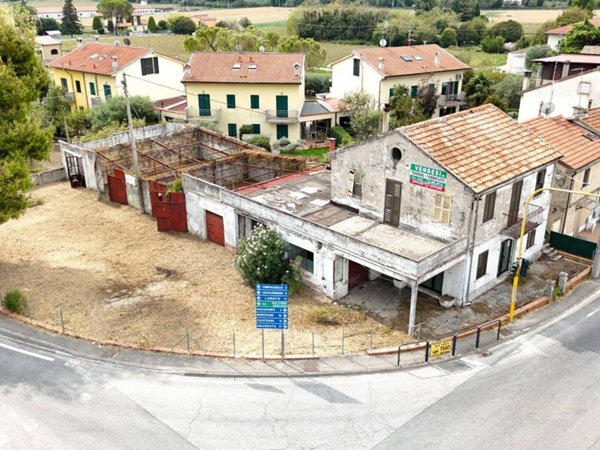 appartamento in vendita ad Osimo in zona Padiglione