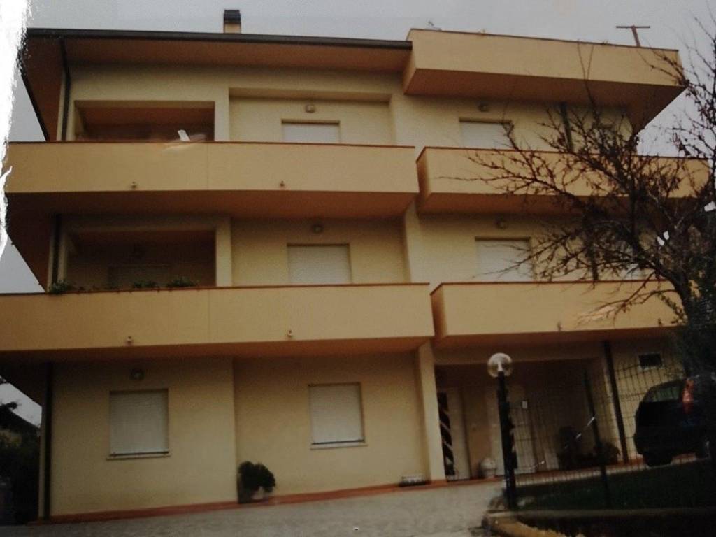 casa indipendente in vendita ad Osimo
