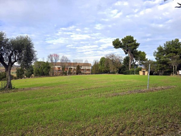 terreno edificabile in vendita ad Osimo
