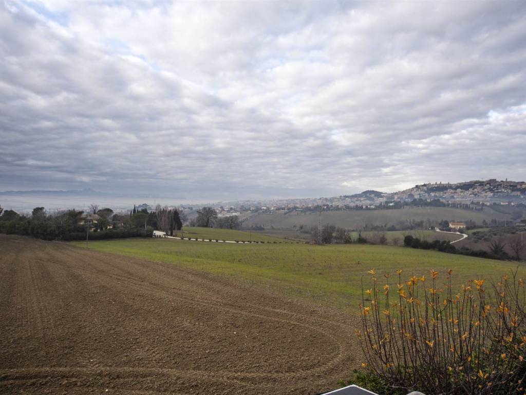 appartamento in vendita ad Osimo in zona San Sabino