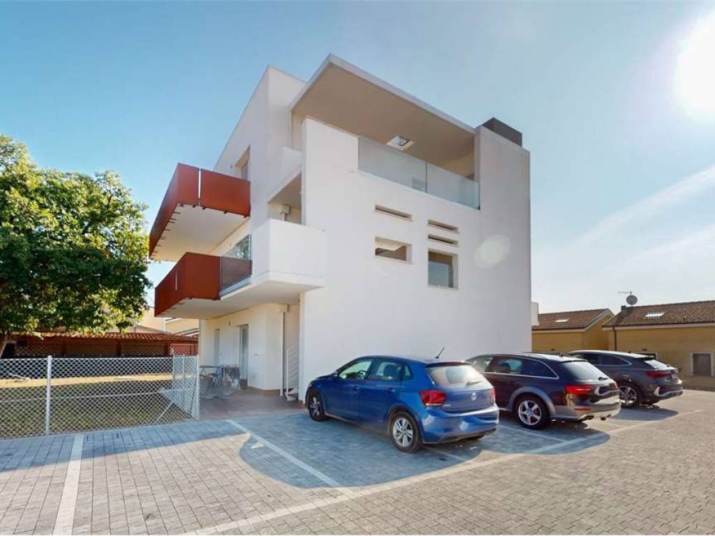 appartamento in vendita ad Osimo in zona Osimo Stazione