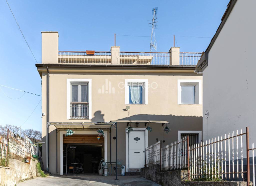 casa indipendente in vendita ad Osimo