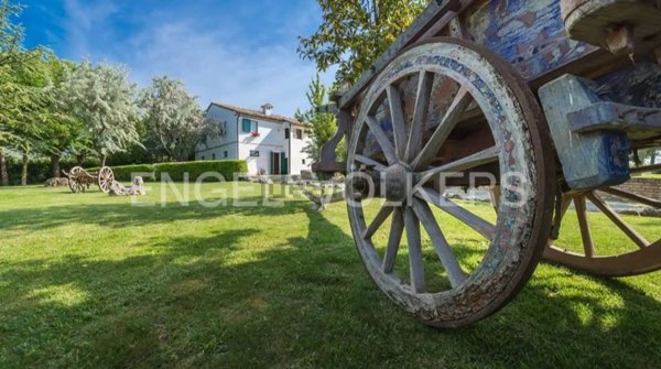 casa indipendente in vendita ad Osimo in zona San Biagio
