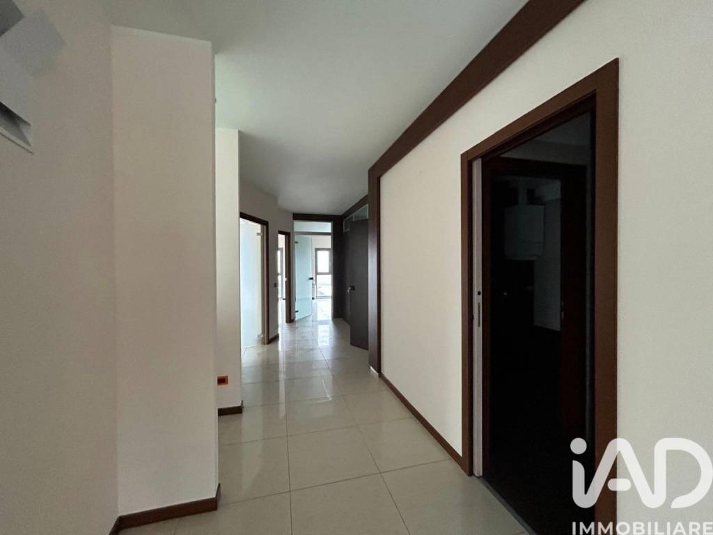 ufficio in vendita ad Osimo