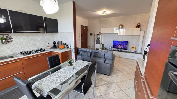 appartamento in vendita ad Osimo in zona Abbadia