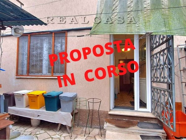 casa indipendente in vendita ad Osimo in zona Campocavallo