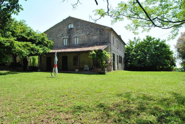casale in vendita ad Osimo
