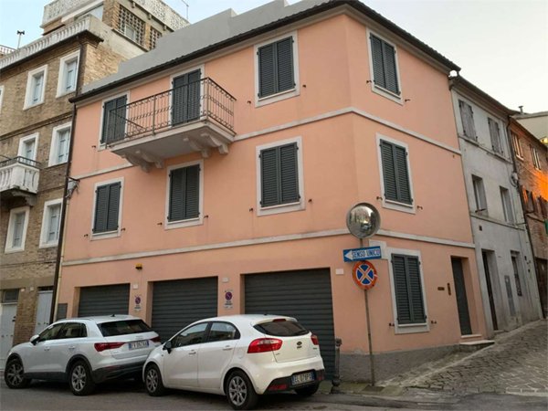 casa indipendente in vendita ad Osimo