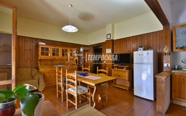 casa indipendente in vendita ad Osimo