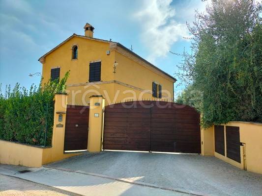 casa indipendente in vendita ad Osimo
