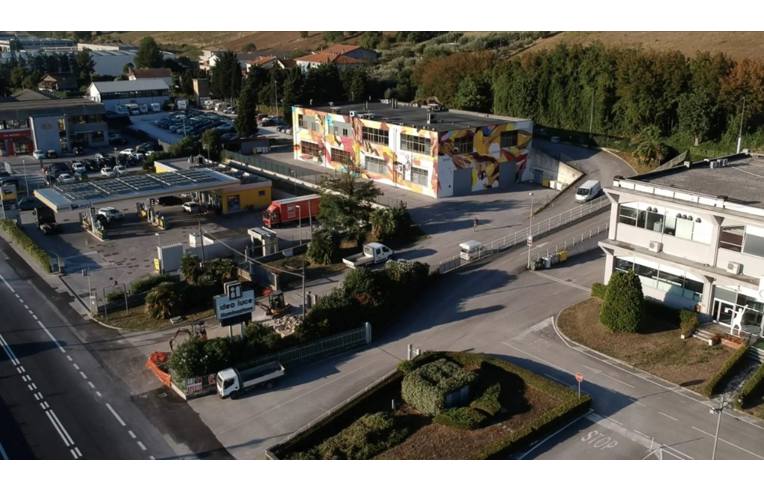 ufficio in vendita ad Osimo