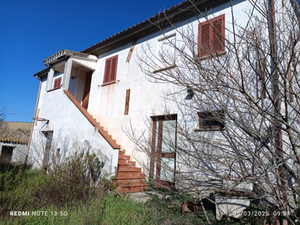 casale in vendita ad Osimo