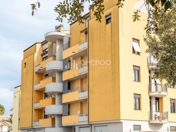 appartamento in vendita ad Osimo in zona Osimo Stazione