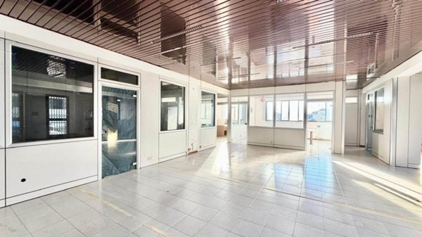 ufficio in vendita ad Osimo