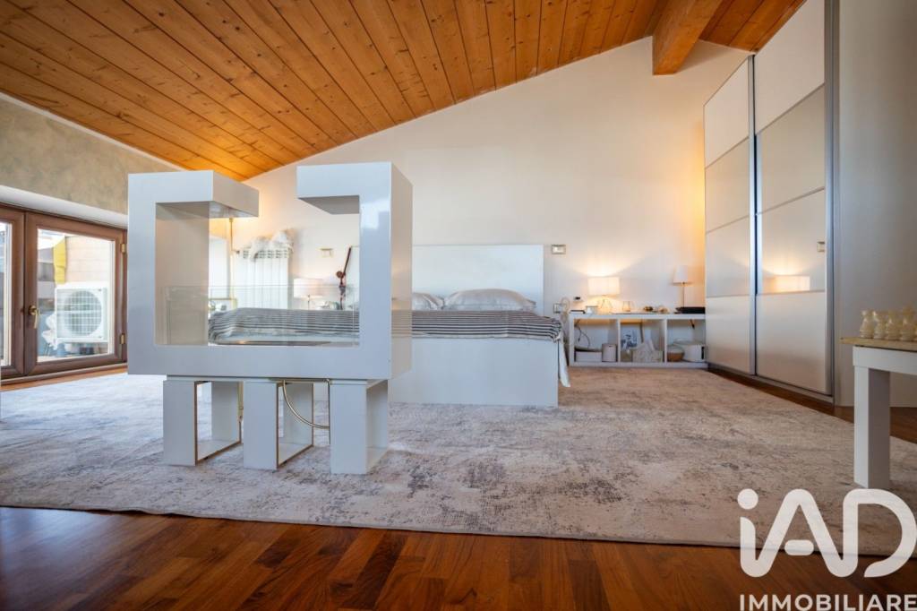 appartamento in vendita ad Osimo in zona Osimo Stazione