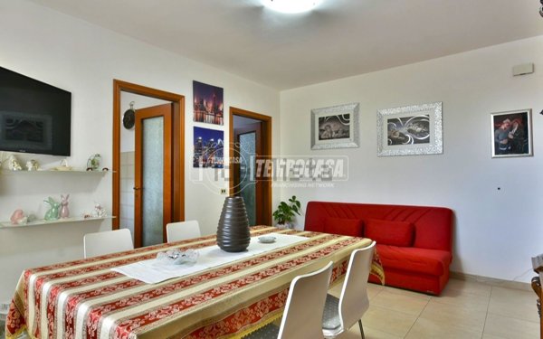 appartamento in vendita ad Osimo in zona Osimo Stazione