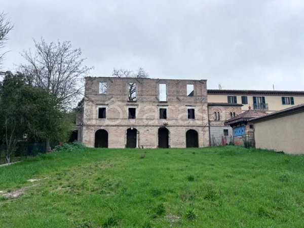 casale in vendita ad Osimo in zona San Biagio