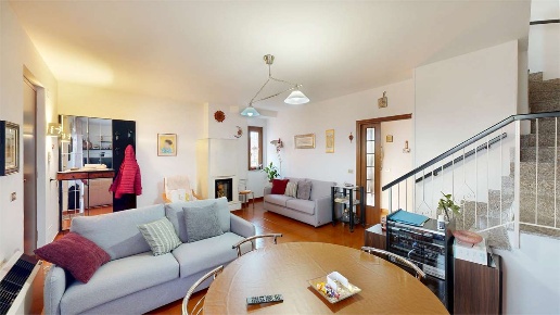 casa indipendente in vendita ad Osimo in zona Osimo Stazione