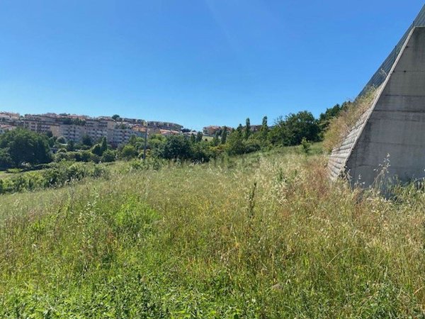 terreno agricolo in vendita ad Osimo in zona Osimo Stazione