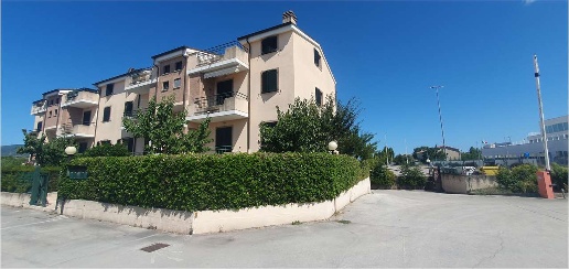 appartamento in vendita ad Osimo in zona Osimo Stazione