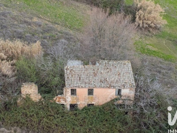 casale in vendita ad Osimo in zona Casenuove