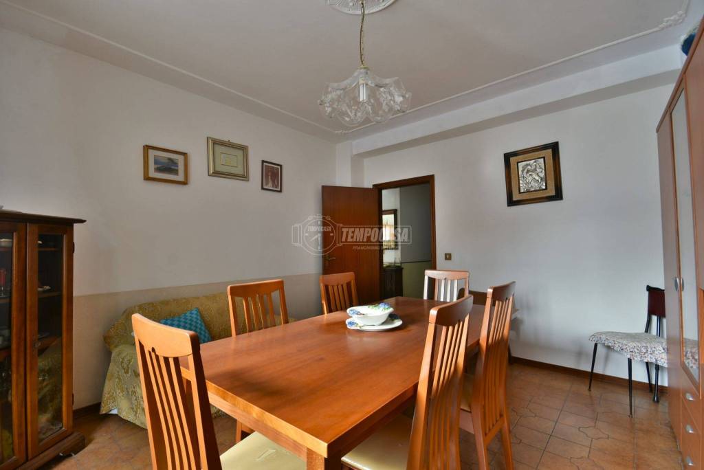 casa indipendente in vendita ad Osimo in zona Passatempo
