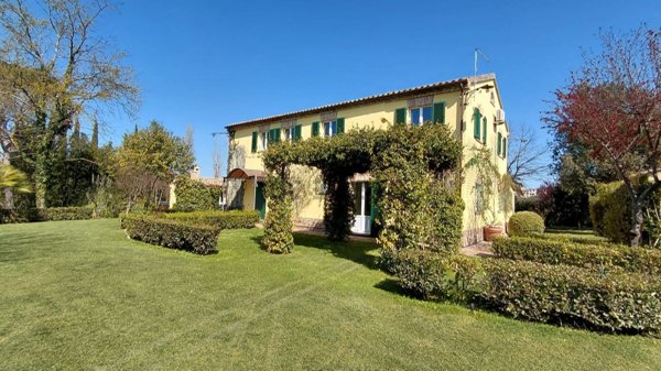 casa indipendente in vendita ad Osimo