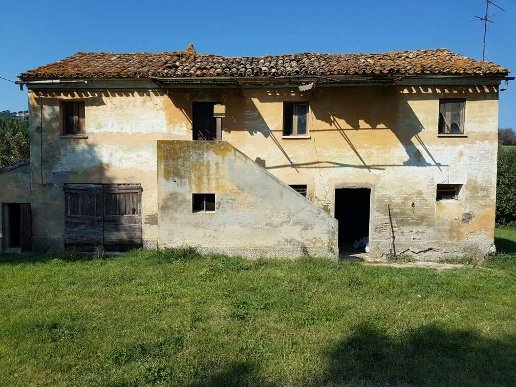 casa indipendente in vendita ad Osimo in zona San Valentino
